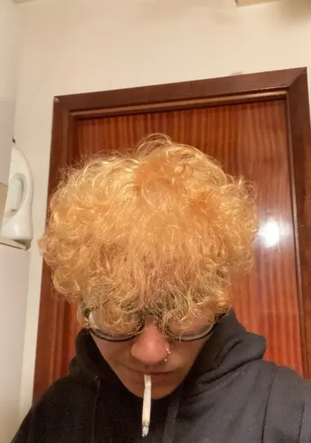 Pujan из Мессины, мне 19, познакомлюсь на одну ночь