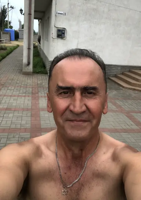 Игорь из Барановичей, мне 59, познакомлюсь без обязательств