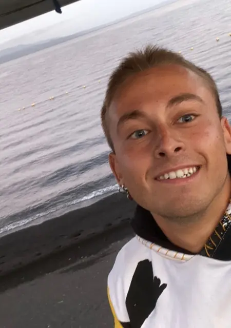 Karim из Севильи, ищу на сайте знакомства на одну ночь