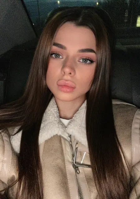 Elizaveta из Рослау, ищу на сайте вирта