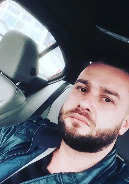 July из Галаца, ищу на сайте знакомства без обязательств