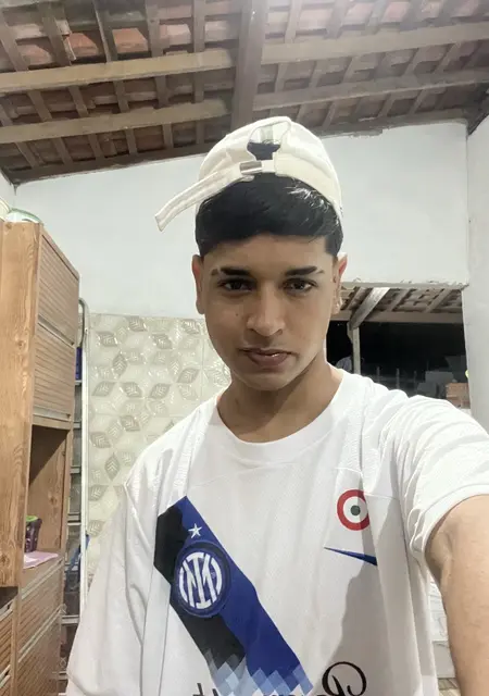 Я Thayson, 20, из Парнаиба, ищу знакомства без обязательств