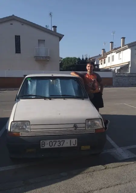 Iker из Барселоны, мне 22, познакомлюсь на одну ночь