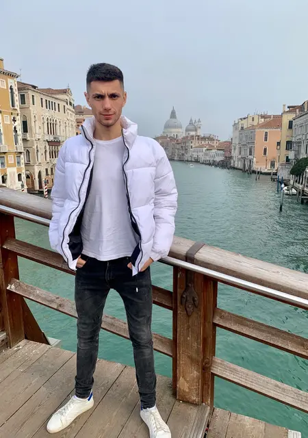 Я Любомир, 25, из Пльзня, ищу знакомства без обязательств