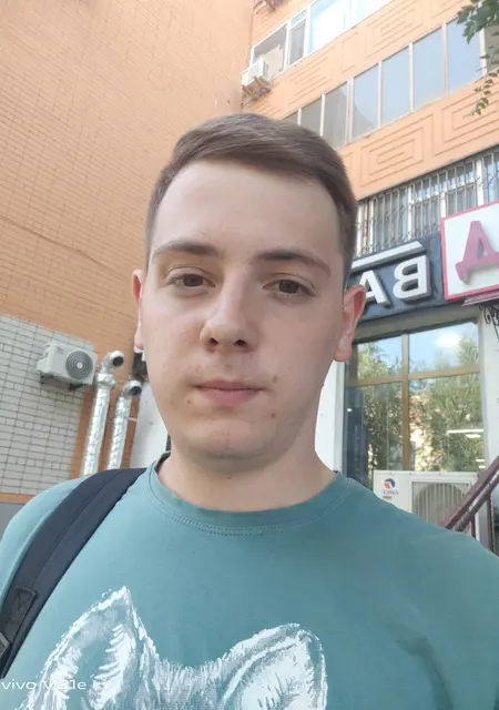 Александр из Актобе, мне 24, познакомлюсь без обязательств