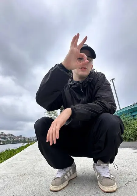 Алим из Стамбула, ищу на сайте дружбу