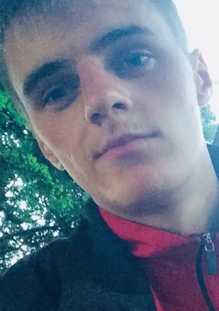 Я Андрей, 29, из Могилёва, ищу знакомства без обязательств