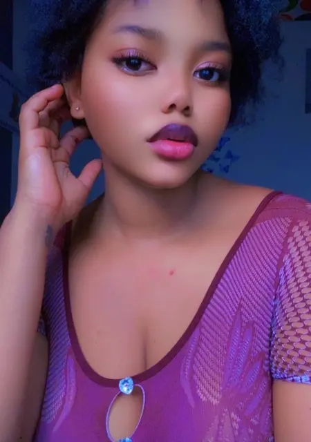 Я Brad, 21, из Франконвиля, ищу знакомства на одну ночь