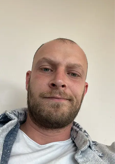 Я Ünal, 33, из Стамбула, ищу знакомства на одну ночь