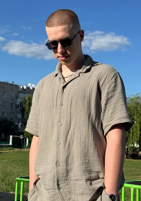 Я Misha, 18, знакомлюсь для общения в Харькове
