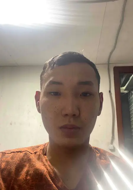 Я Буянто, 24, знакомлюсь на одну ночь в Берлине