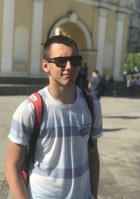 Богдан из Черкасс, мне 25, познакомлюсь без обязательств