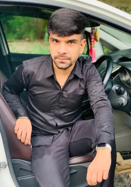 Я Arjun, 26, знакомлюсь для общения в Риге