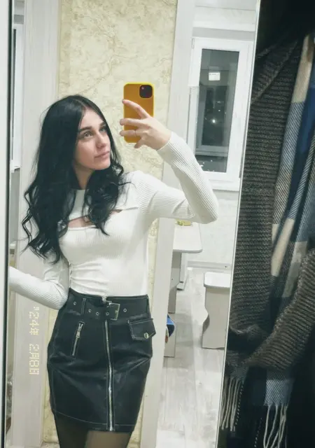 Элла из Караганды, мне 25, познакомлюсь без обязательств