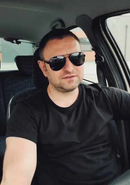 Игорь з Миколаєва, шукаю на сайті дружбу