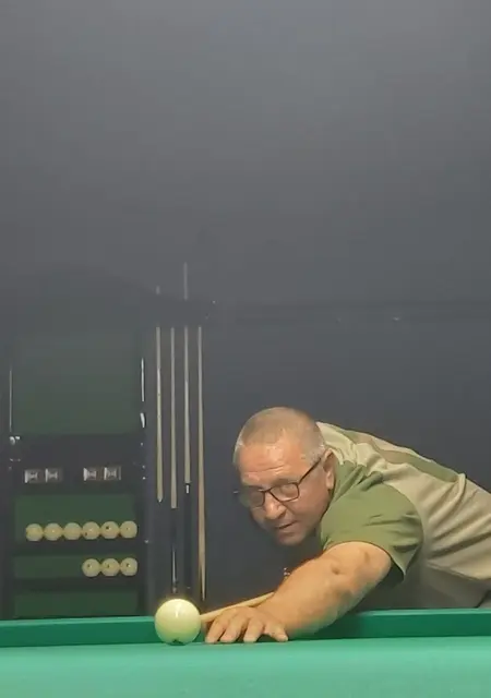 Саша из Тель-авива, мне 53, познакомлюсь для приятного времяпровождения