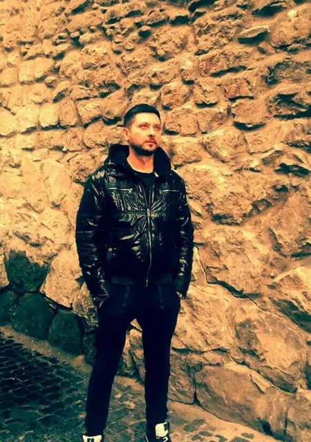 Я Александр, 41, из Сарн, ищу знакомство для совместных путешествий