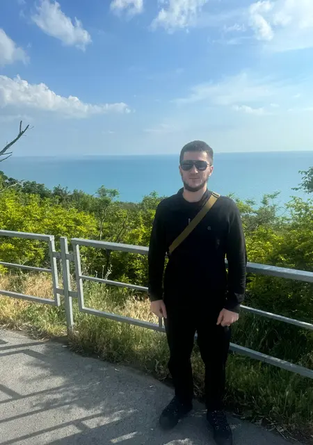 Рамазан из Горловки, ищу на сайте знакомства без обязательств
