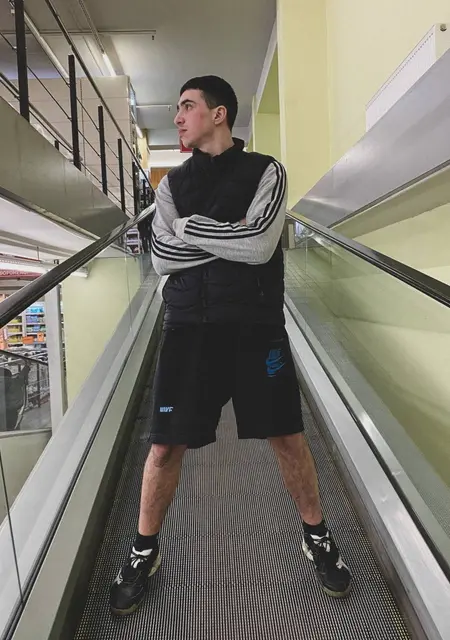 Moderated из Одессы, мне 20, познакомлюсь на одну ночь