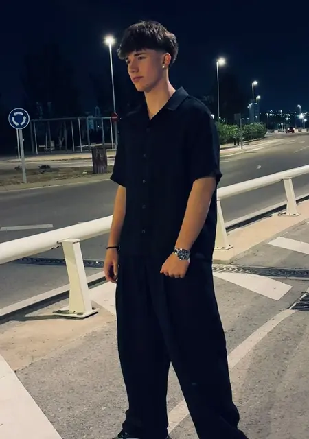 Enzo de Madrid, tengo 18 años, listo para conocer para lío de una noche