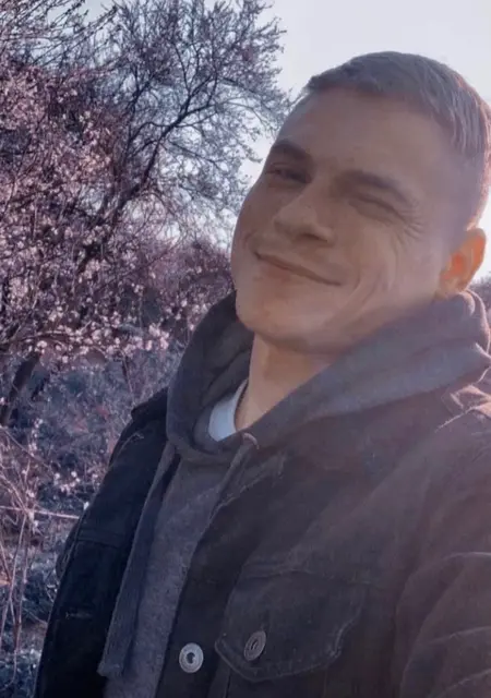 Я Volodymyr, 27, из Одессы, ищу знакомства без обязательств