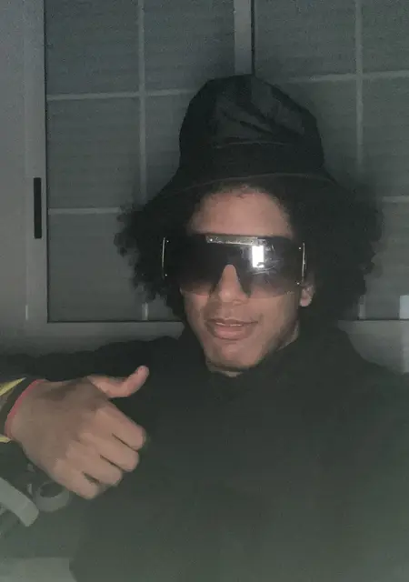 Я Jackson, 20, из Барселоны, ищу знакомство для совместных путешествий