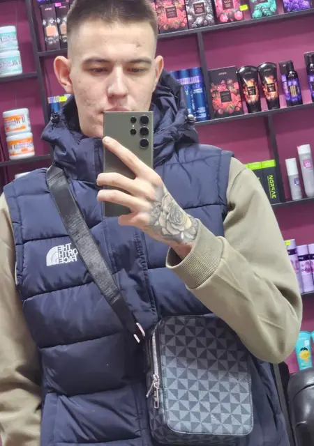 Я Виталий, 23, знакомлюсь без обязательств в Анкаре