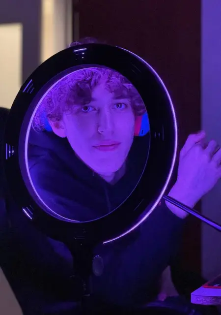 Я Никита, 20, знакомлюсь на одну ночь в Берлине