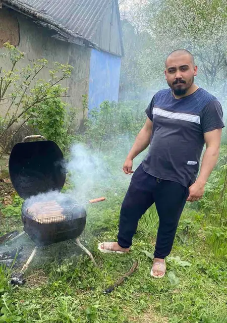 Я Александр, 27, знакомлюсь без обязательств в Одессе
