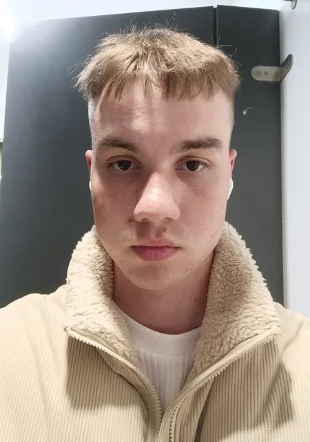 Я Даниил, 21, знакомлюсь для общения в Гродно