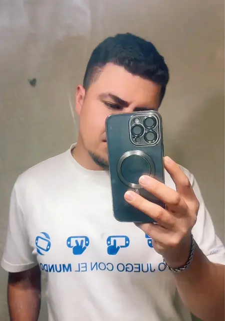 Я Miguel, 31, из Сантьяго, ищу знакомства на одну ночь