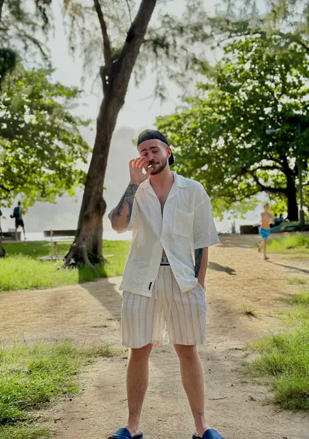 Alexander de Badajoz, tengo 25 años, listo para conocer para lío de una noche