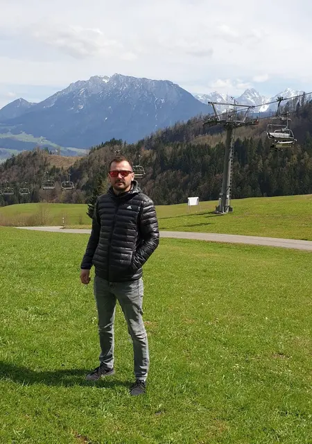 Я Pavel, 37, из Штраубинг, ищу знакомства без обязательств