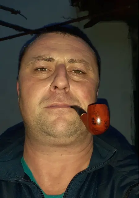 Александр из Луганска, ищу на сайте знакомства на одну ночь