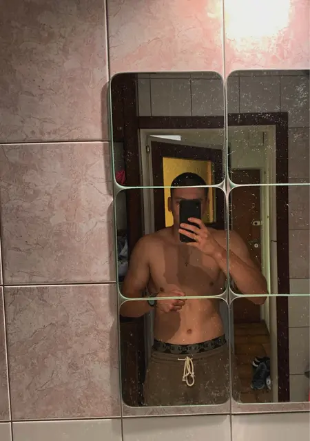 Slvk из Познани, ищу на сайте знакомства на одну ночь