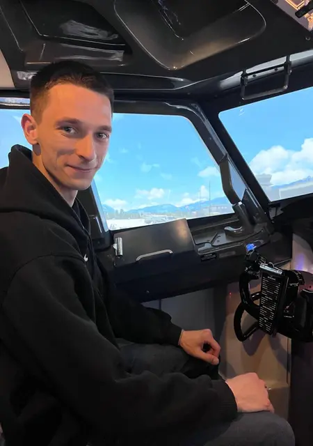 Паша из Мелитополя, ищу на сайте знакомства на одну ночь