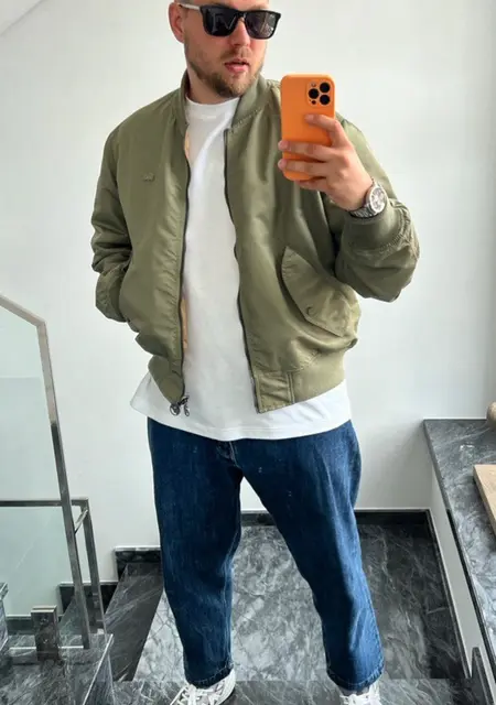 Vlad из Тбилиси, ищу на сайте знакомства на одну ночь