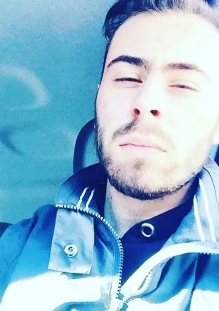 Massimiliano из Трекате, мне 28, познакомлюсь для постоянных отношений