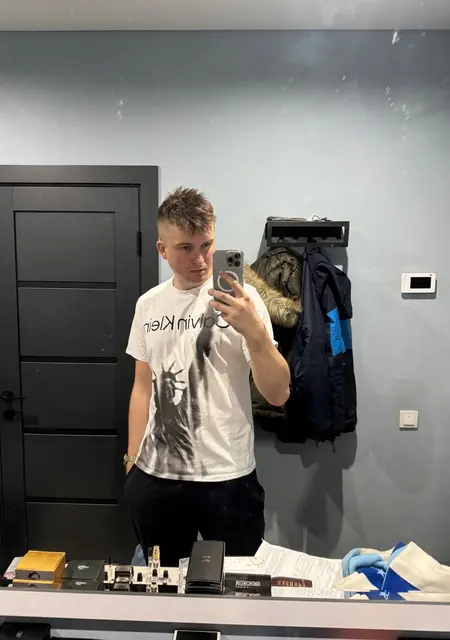 Я Артём, 34, знакомлюсь для общения в Бангкоке