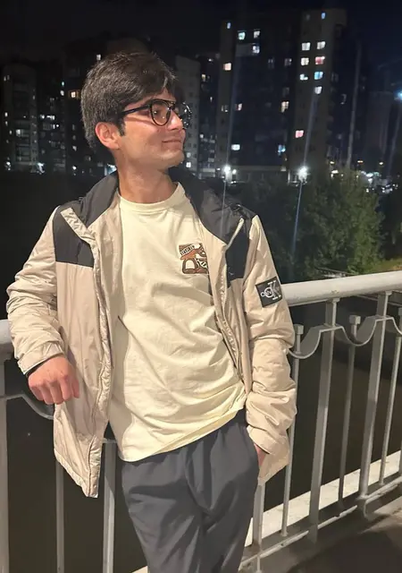 Шох из Амстердама, мне 20, познакомлюсь на одну ночь