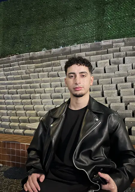 Doukan из Парижа, мне 18, познакомлюсь на одну ночь