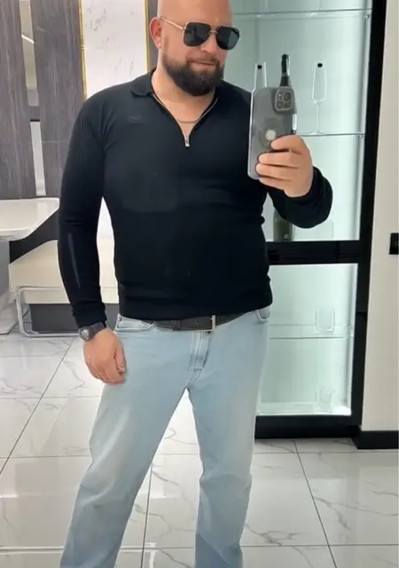 Serge з Києва, шукаю на сайті знайомства без зобов'язань