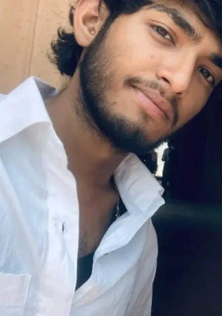 Aryan из Дели, ищу на сайте знакомства на одну ночь