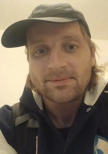 I'm Gamer, 35 from Exeter, seeking connections for one-night stand