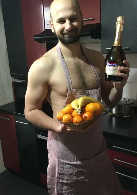 Я Макс, 36, из Стокгольма, ищу знакомство для вирта