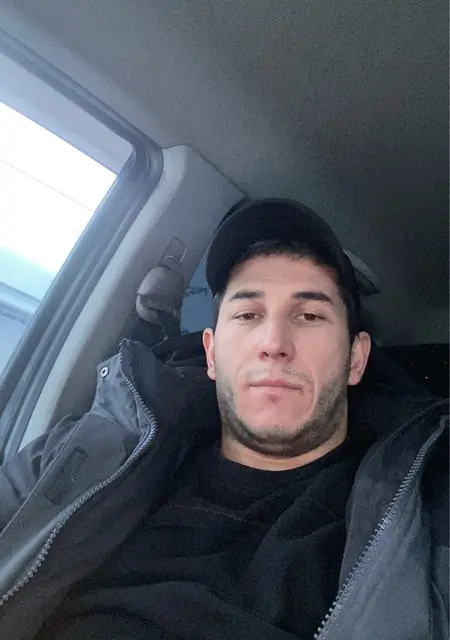 Эльдар из Риги, ищу на сайте общение