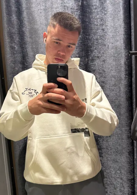 Максим из Виченца, ищу на сайте постоянные отношения