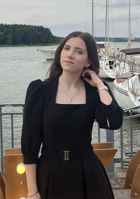 Я Алеся, 21, из Минска, ищу знакомство для открытые отношения