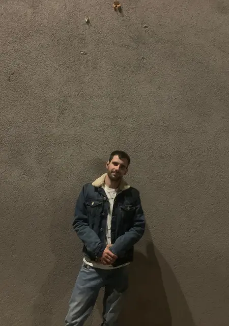 Я Гордон, 21, знакомлюсь для открытые отношения в Брюсселе