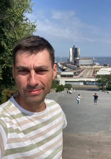 Я Mixail, 38, из Сум, ищу знакомство для открытые отношения